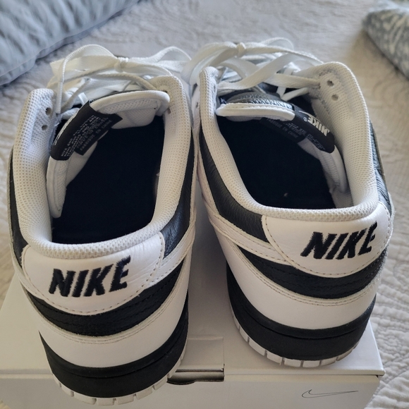 Nike Dunk Reverse Panda - Picture 5 of 8